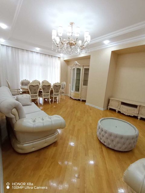 İcarəyə verilir 3 otaqlı yeni tikili 145 m² — Bakı