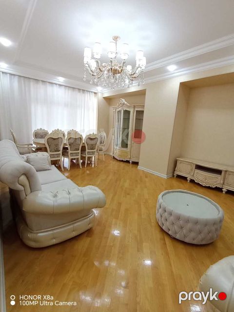 İcarəyə verilir 3 otaqlı yeni tikili 145 m²