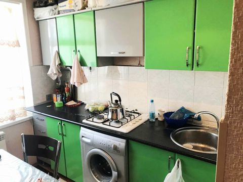 Satılır 2 otaqlı köhnə tikili 50 m² — Bakı