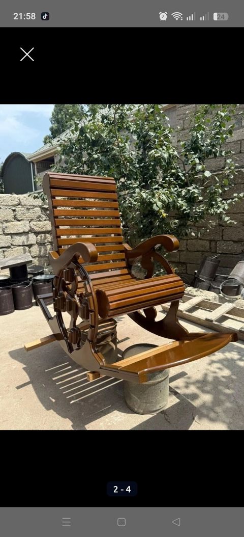Taxta yelləncək kreslo - Material: keyfiyyətli ağac, lak və cila ilə — Digah