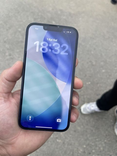 IPhone 13, Qara — Xırdalan