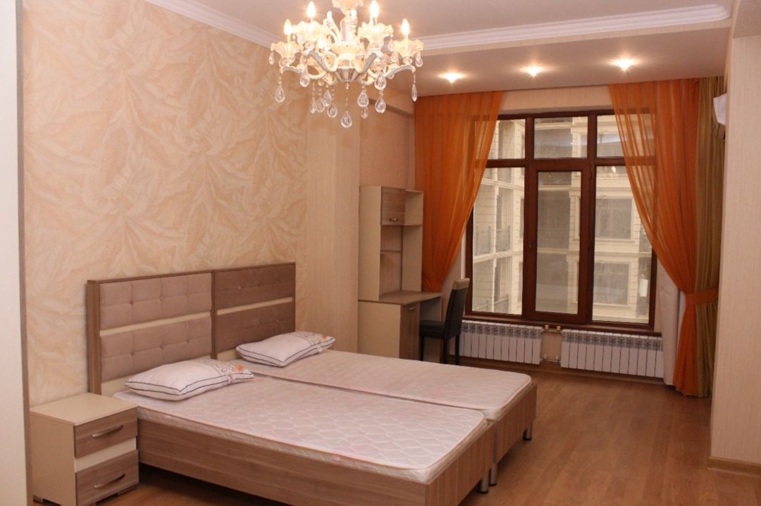 Satılır 4 otaqlı yeni tikili 220 m² — Mənzil, Bakı (8)