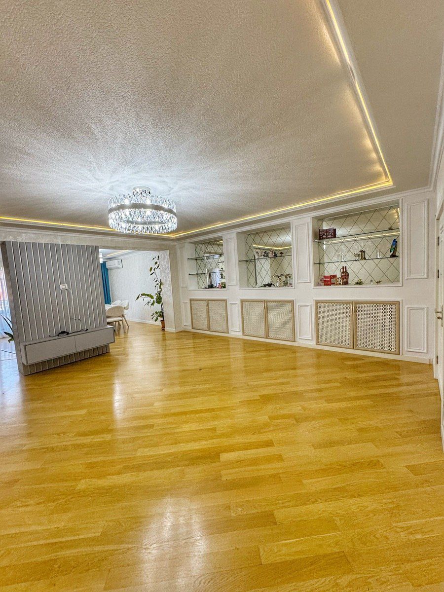 Satılır 4 otaqlı köhnə tikili 168 m² — Mənzil, Bakı (4)