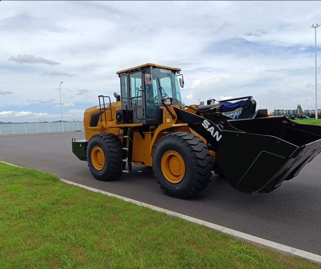 Sany SW956K1 frontal yükləyici — Avto, Bakı (4)