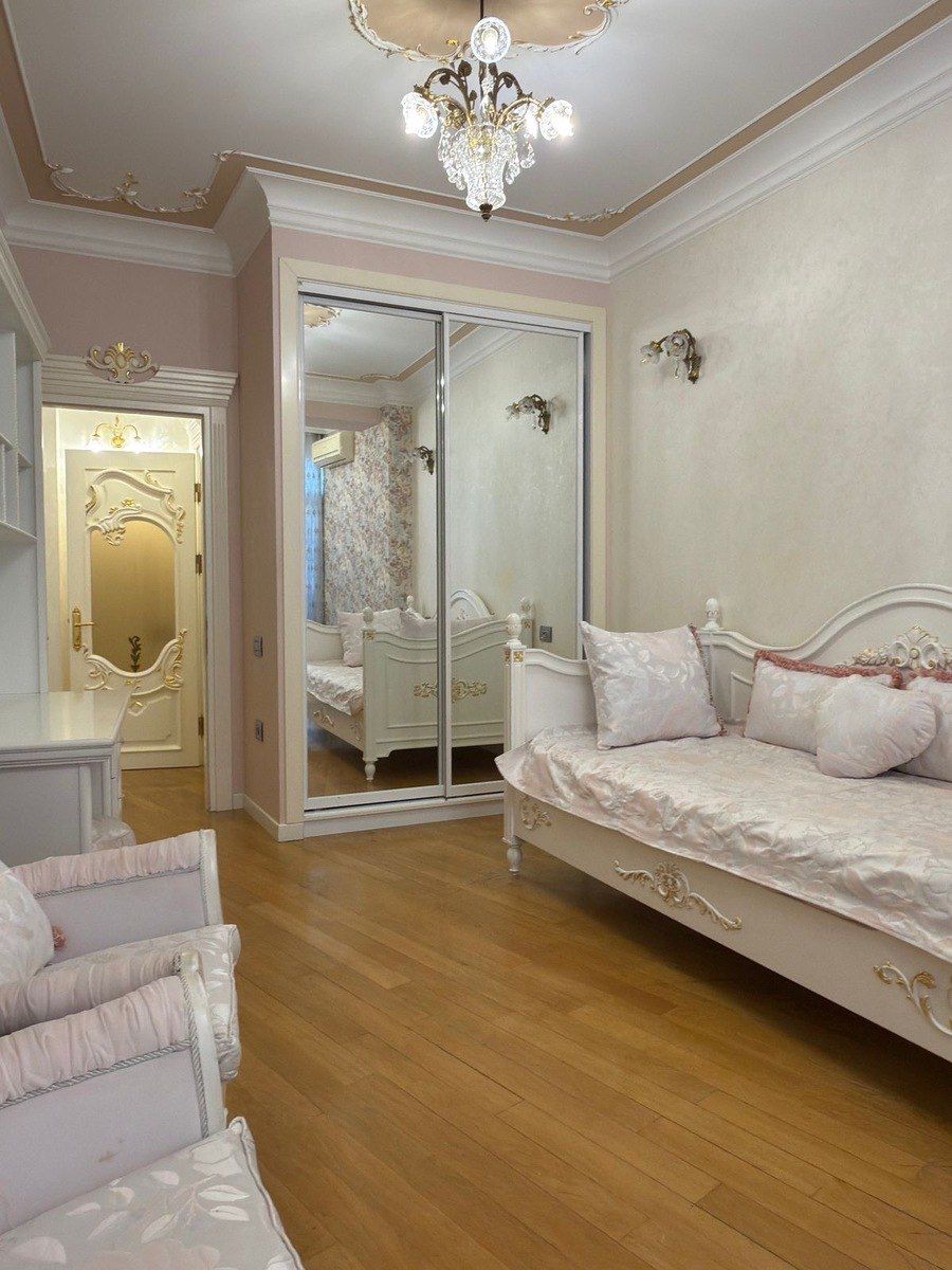 Satılır 4 otaqlı yeni tikili 220 m² — Mənzil, Bakı (4)