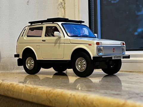 Lada (VAZ) Niva modeli — Bakı