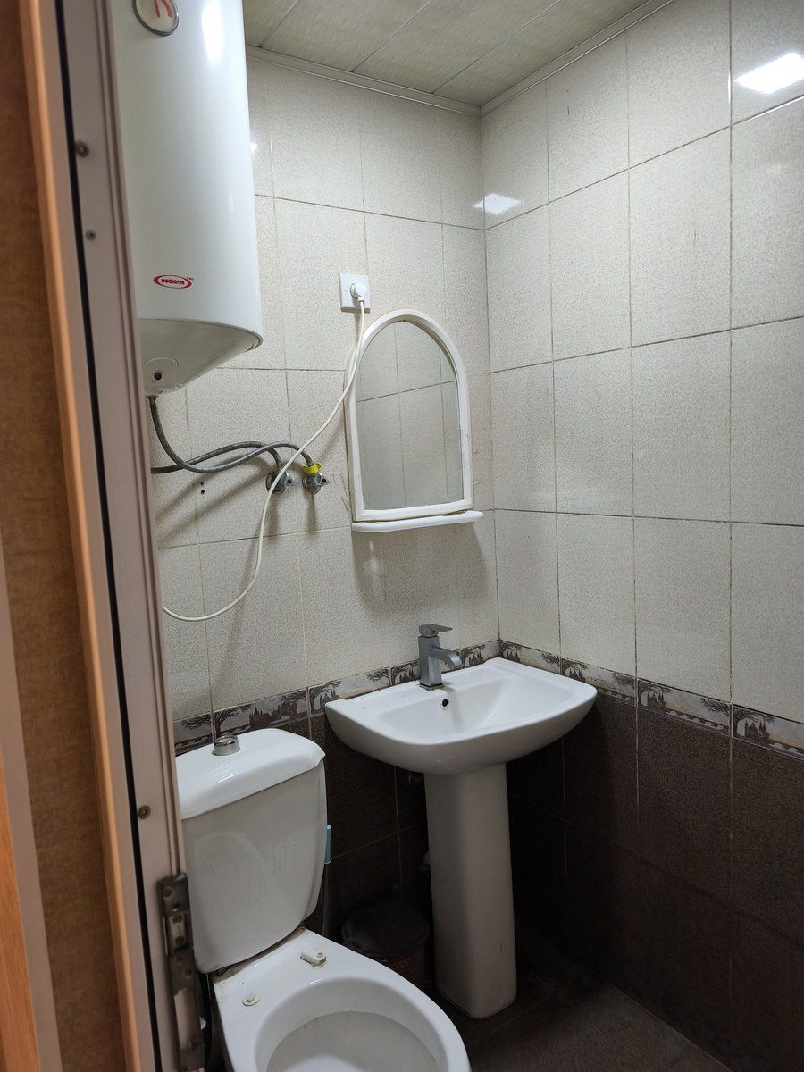 Satılır 4 otaqlı köhnə tikili 65 m² — Mənzil, Bakı (5)