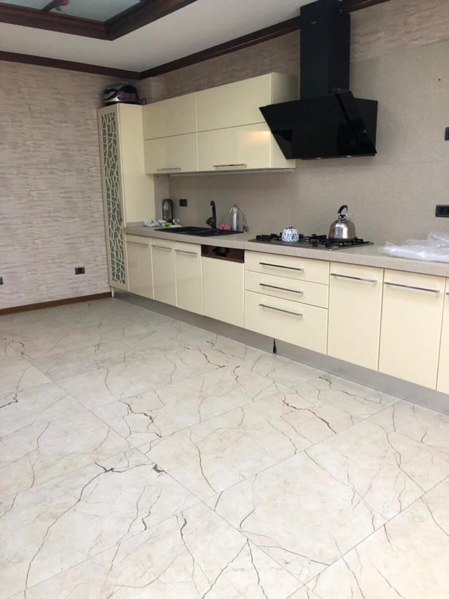Satılır 5 otaqlı yeni tikili 330 m² — Mənzil, Bakı (8)