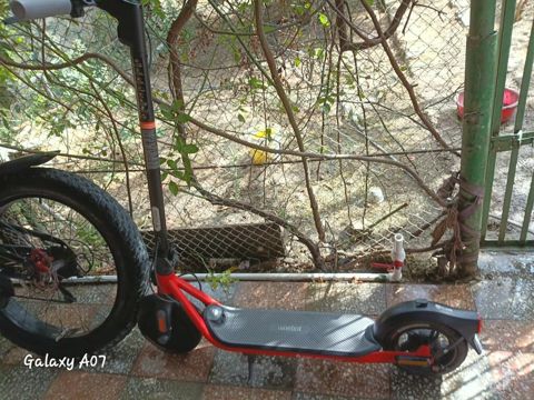 Segway Ninebot elektrik skuter - Maks sürət: 25 km/s (istifadəçi — Digah