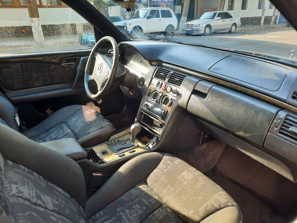 Mercedes E 280, 2.8 L, 1996 il, 196 000 km — Avtomobillər, Gəncə (2)
