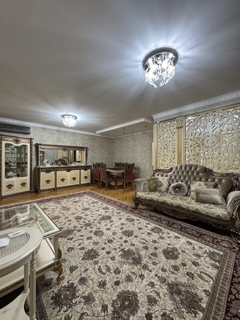 Satılır 4 otaqlı köhnə tikili 110 m² — Mənzil, Bakı (3)