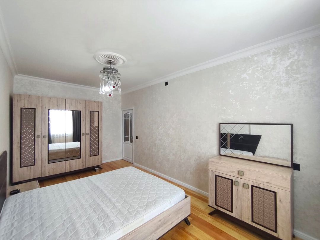 Satılır 5 otaqlı köhnə tikili 120 m² — Mənzil, Bakı (10)