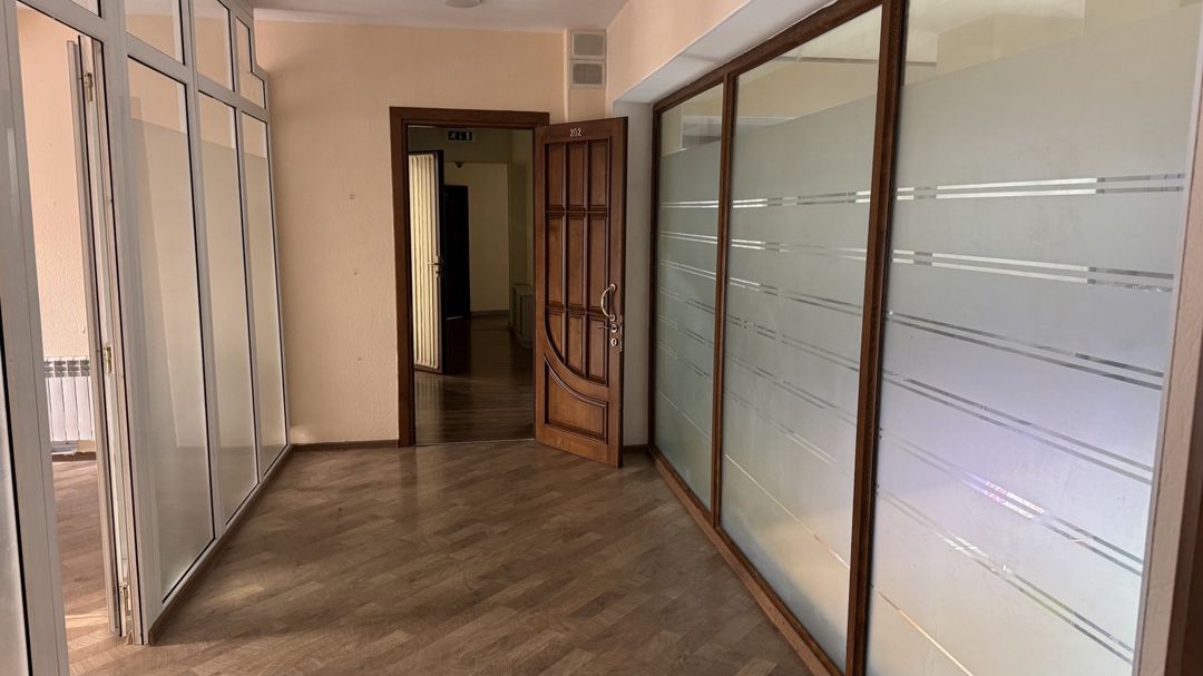 İcarəyə verilir 4 otaqlı ofis 90 m² — Ofis, Bakı (6)