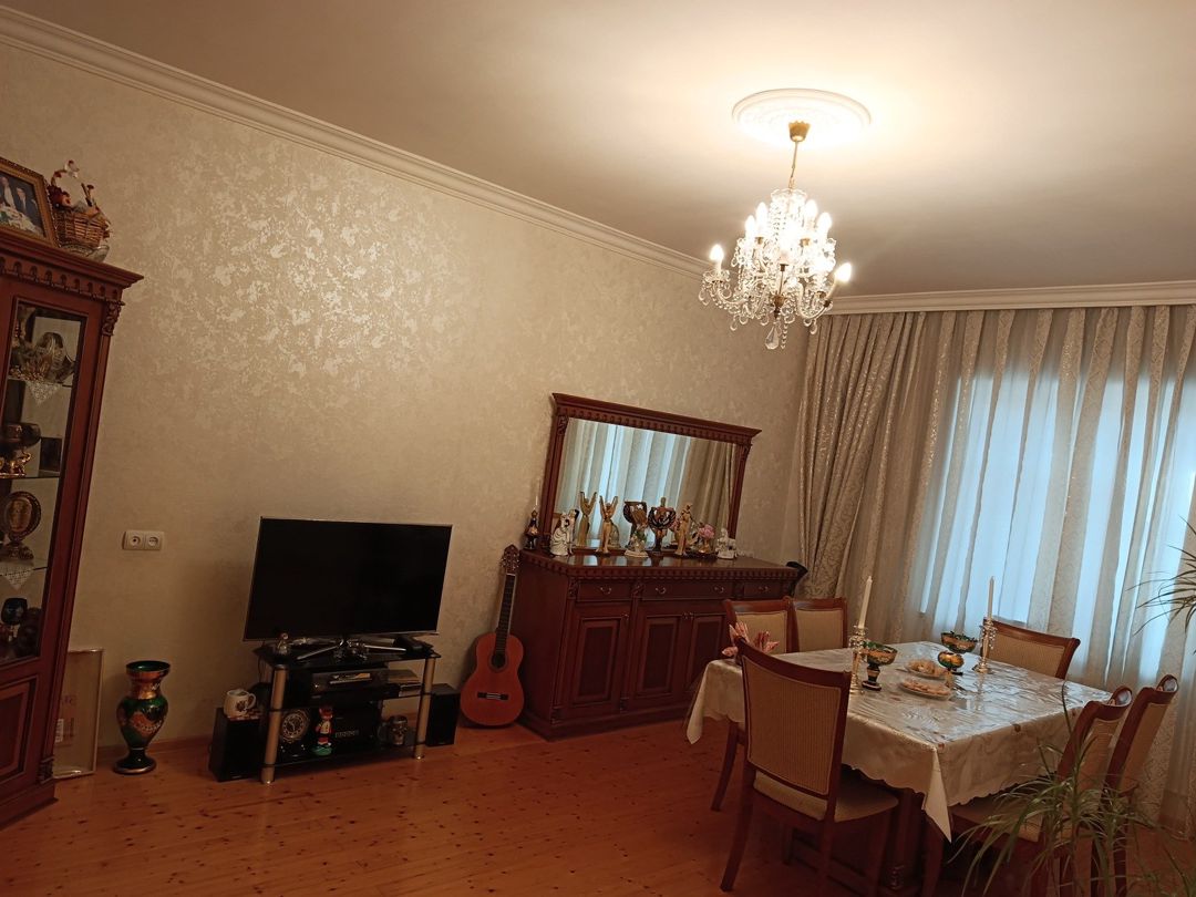 Satılır 7 otaqlı həyət evi/bağ evi 250 m² — Ev, villa, Bakı (6)