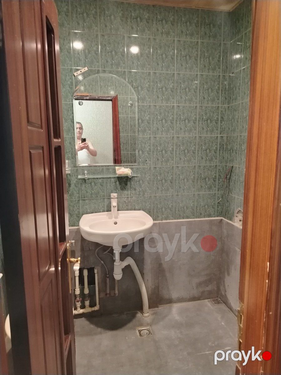 Satılır 2 otaqlı köhnə tikili 47 m² — Mənzil, Bakı (7)