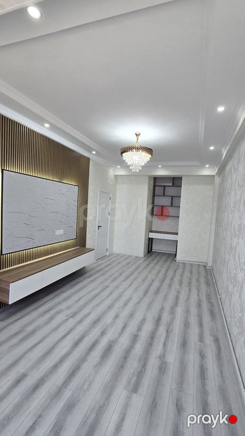 Satılır 3 otaqlı yeni tikili 92 m²