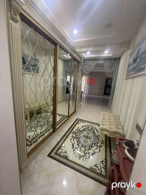 İcarəyə verilir 4 otaqlı yeni tikili 140 m²