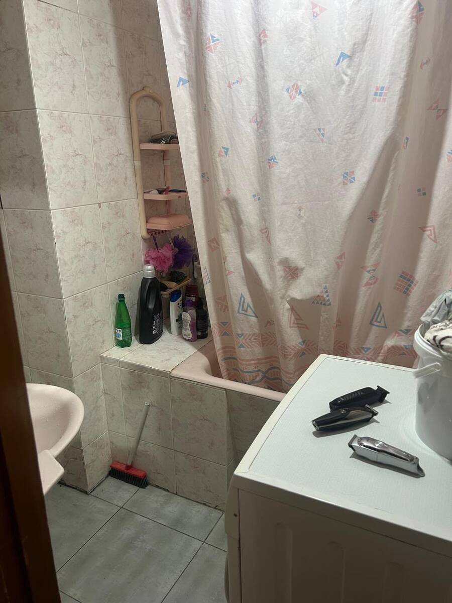 Satılır 2 otaqlı köhnə tikili 55 m² — Mənzil, Bakı (9)