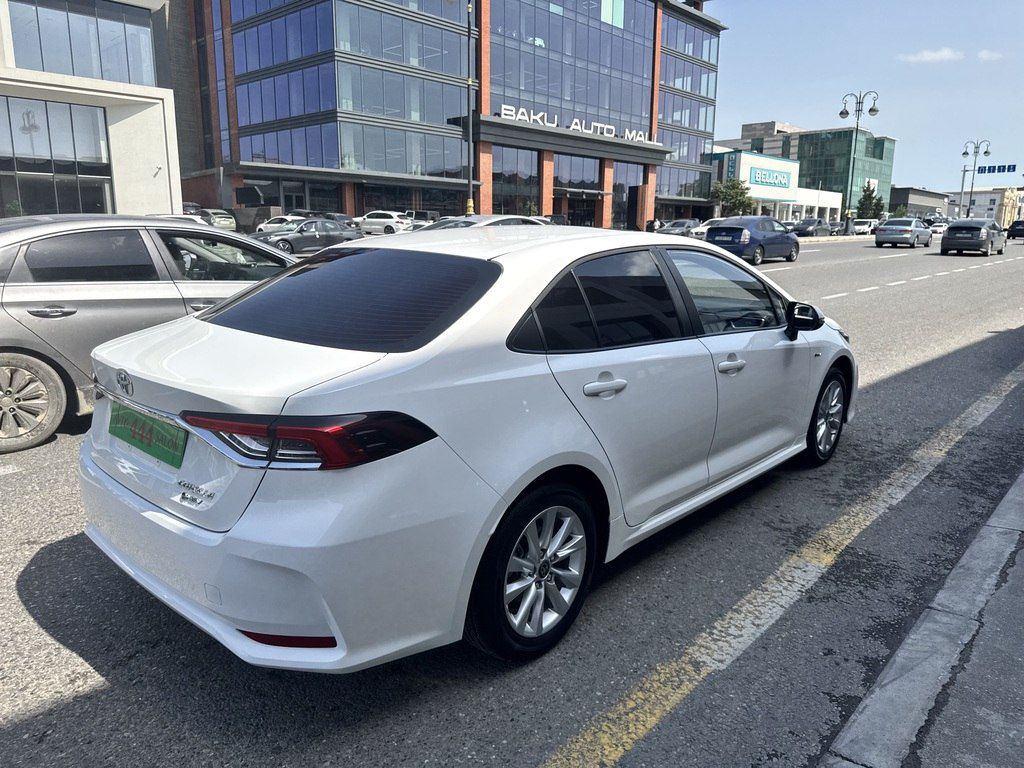 Toyota Corolla, 1.8 L, 0.85 kWh, 2024 il, 37 000 km — Avtomobillər, Bakı (3)