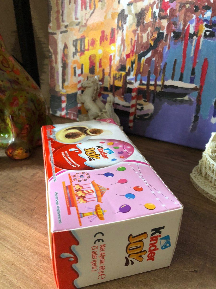 Kinder joy qutusu — Toyuq və xoruz, Bakı (3)