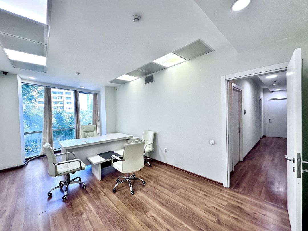İcarəyə verilir 10 otaqlı ofis 300 m² — Ofis, Bakı (10)