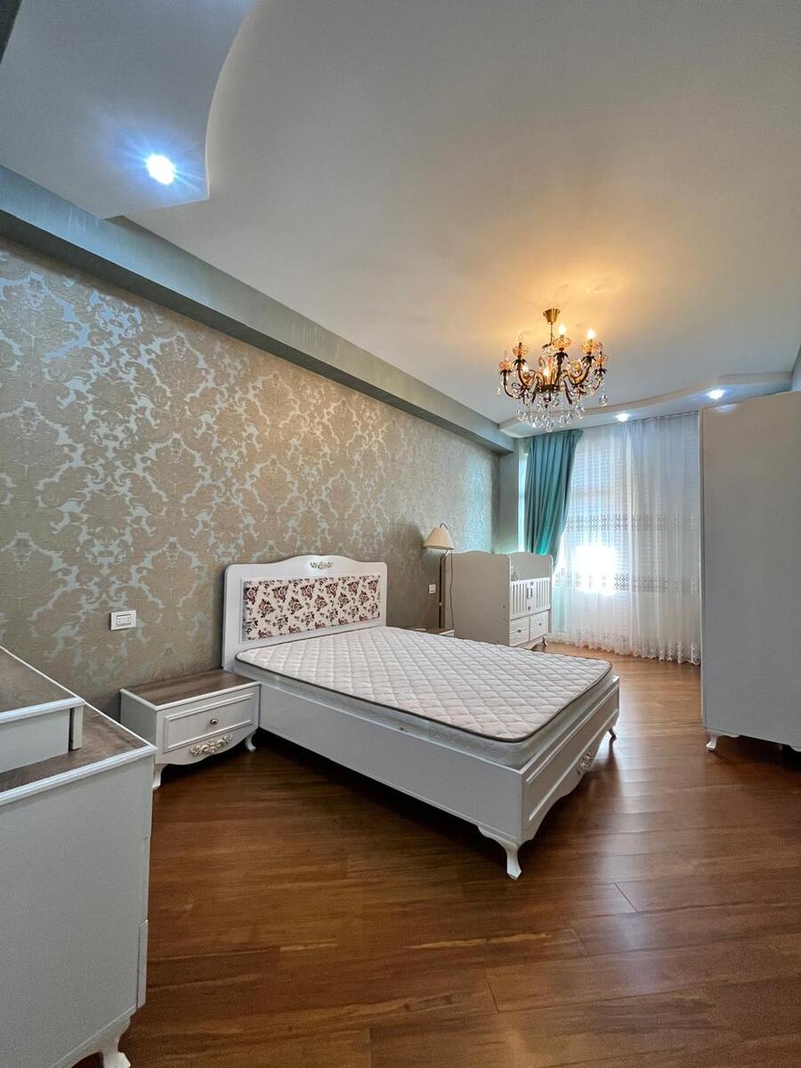 İcarəyə verilir 3 otaqlı yeni tikili 130 m² — Mənzil, Bakı (5)