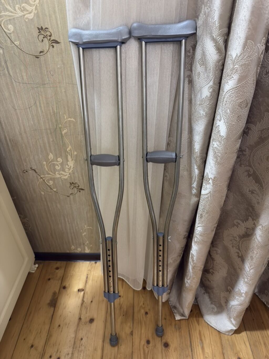 Koltukaltı qoltuqağacı (cüt) - Material: yüngül, möhkəm alüminium — Kürəklər və yürüyüş aparatları, Bakı