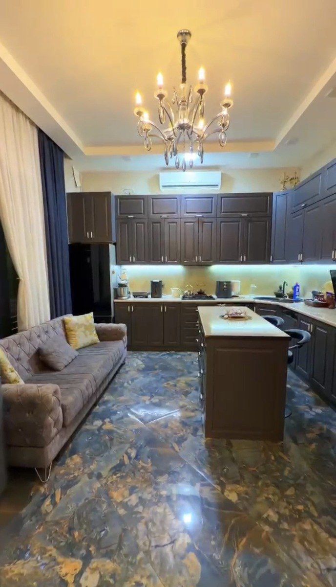 Satılır 4 otaqlı həyət evi/bağ evi 160 m² — Ev, villa, Bakı (8)