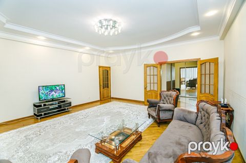 İcarəyə verilir 3 otaqlı yeni tikili 150 m²