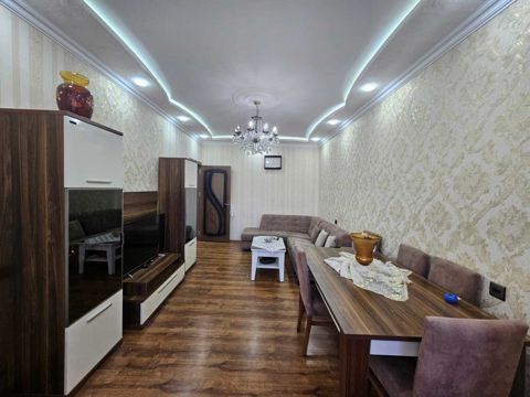 Satılır 2 otaqlı köhnə tikili 60 m² — Bakı