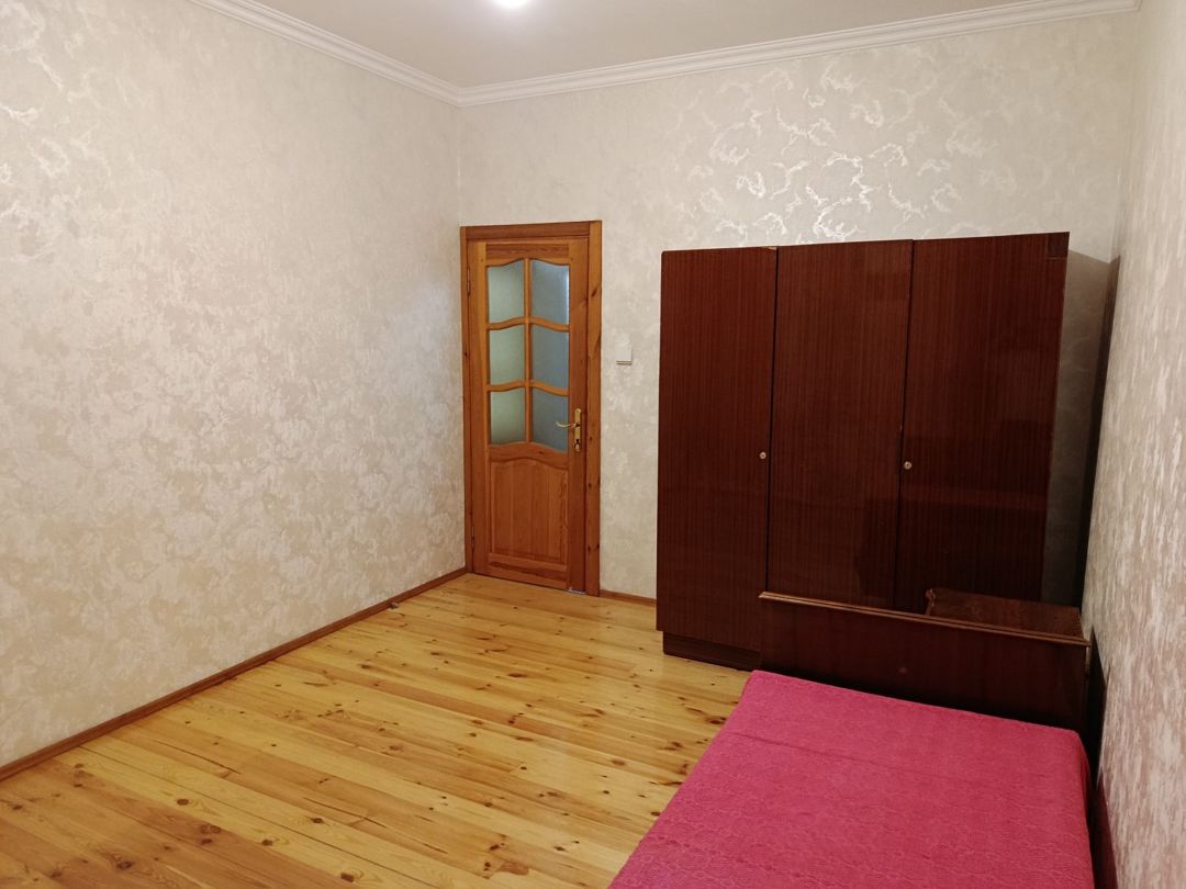 İcarəyə verilir 3 otaqlı köhnə tikili 85 m² — Mənzil, Bakı (6)