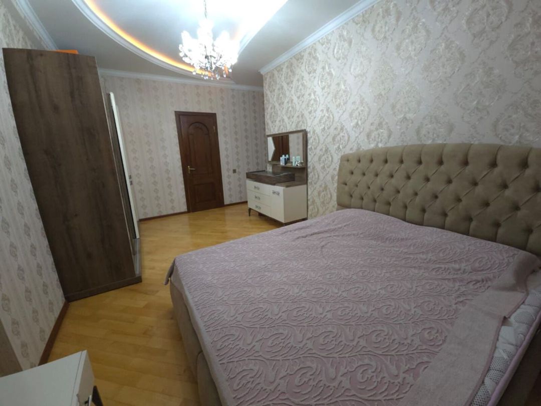 Satılır 4 otaqlı yeni tikili 150 m² — Mənzil, Bakı (7)
