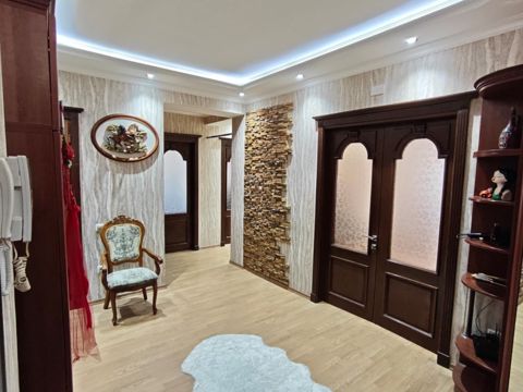 Satılır 3 otaqlı yeni tikili 122 m² — Bakı