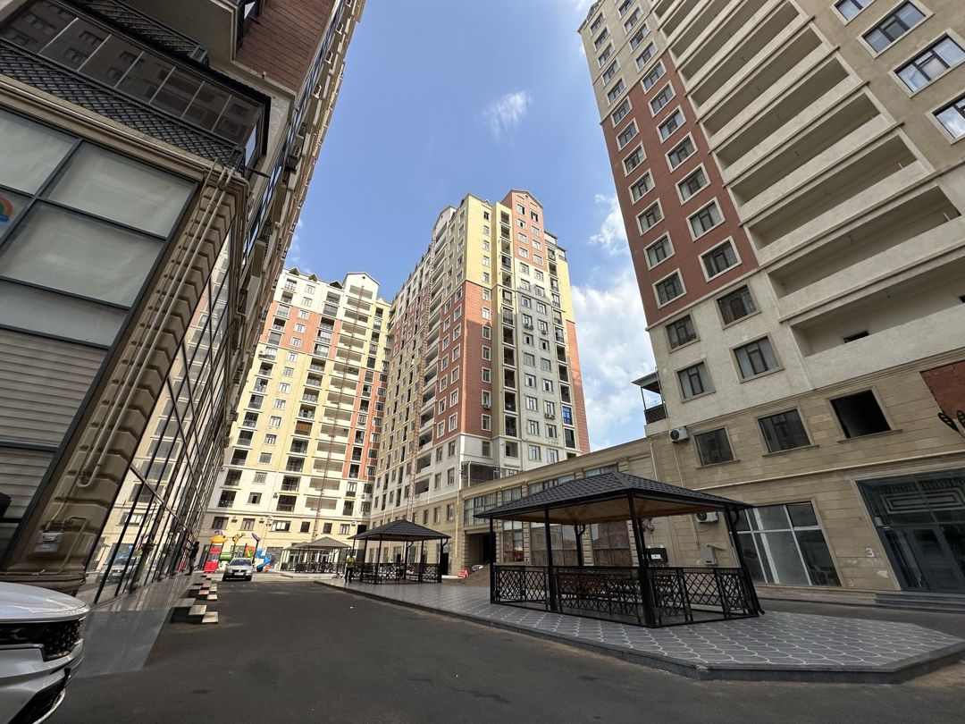 Satılır 3 otaqlı yeni tikili 140 m² — Mənzil, Bakı