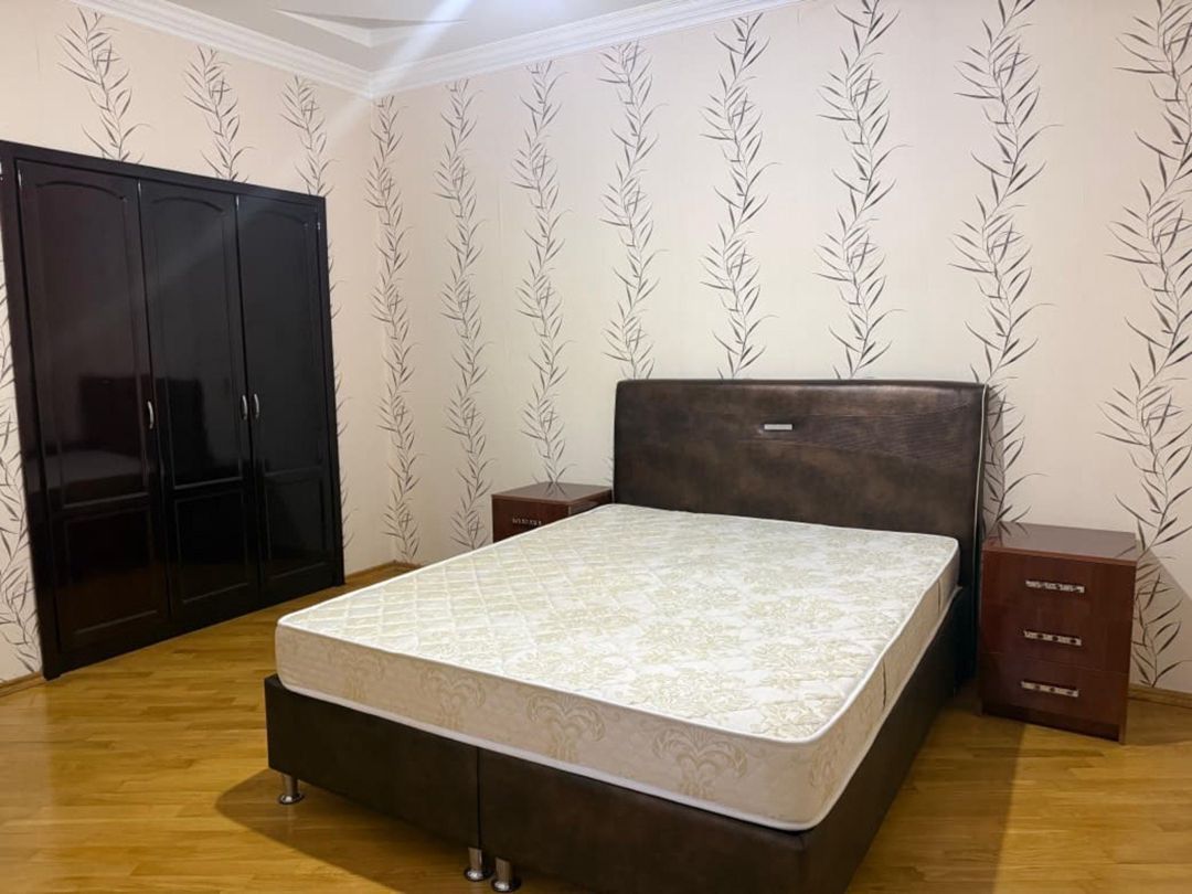 İcarəyə verilir 4 otaqlı yeni tikili 155 m² — Mənzil, Bakı (8)