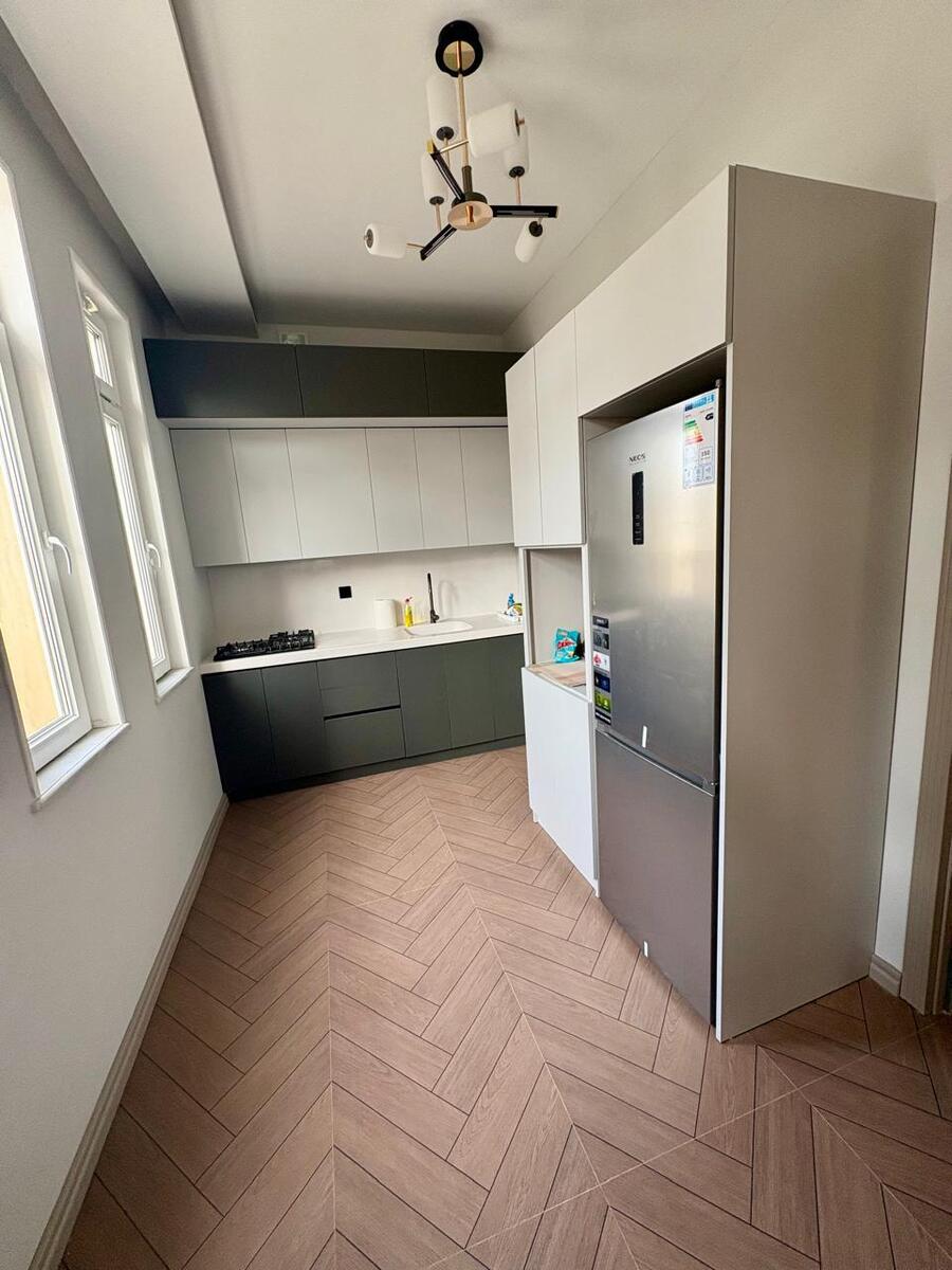 Satılır 6 otaqlı həyət evi/bağ evi 250 m² — Ev, villa, Bakı (11)