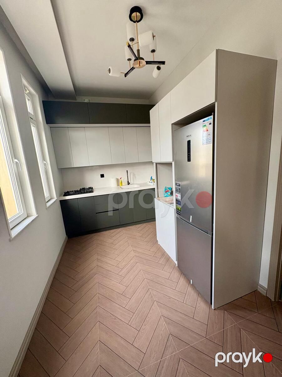 Satılır 6 otaqlı həyət evi/bağ evi 250 m² — Ev, villa, Bakı (11)