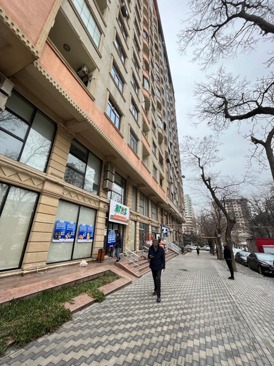 Satılır obyekt 196 m² — Əmlak, Bakı (2)