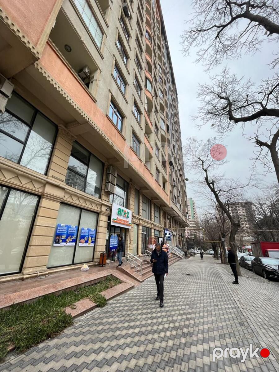 Satılır obyekt 196 m² — Əmlak, Bakı (2)