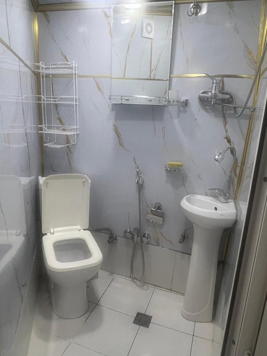 İcarəyə verilir 1 otaqlı köhnə tikili 26 m² — Mənzil, Bakı (5)