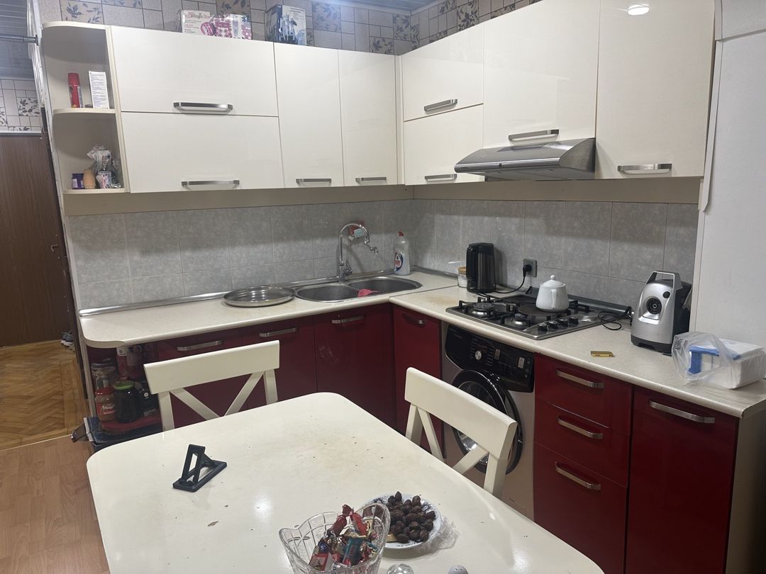 Satılır 2 otaqlı köhnə tikili 70 m² — Mənzil, Bakı (2)