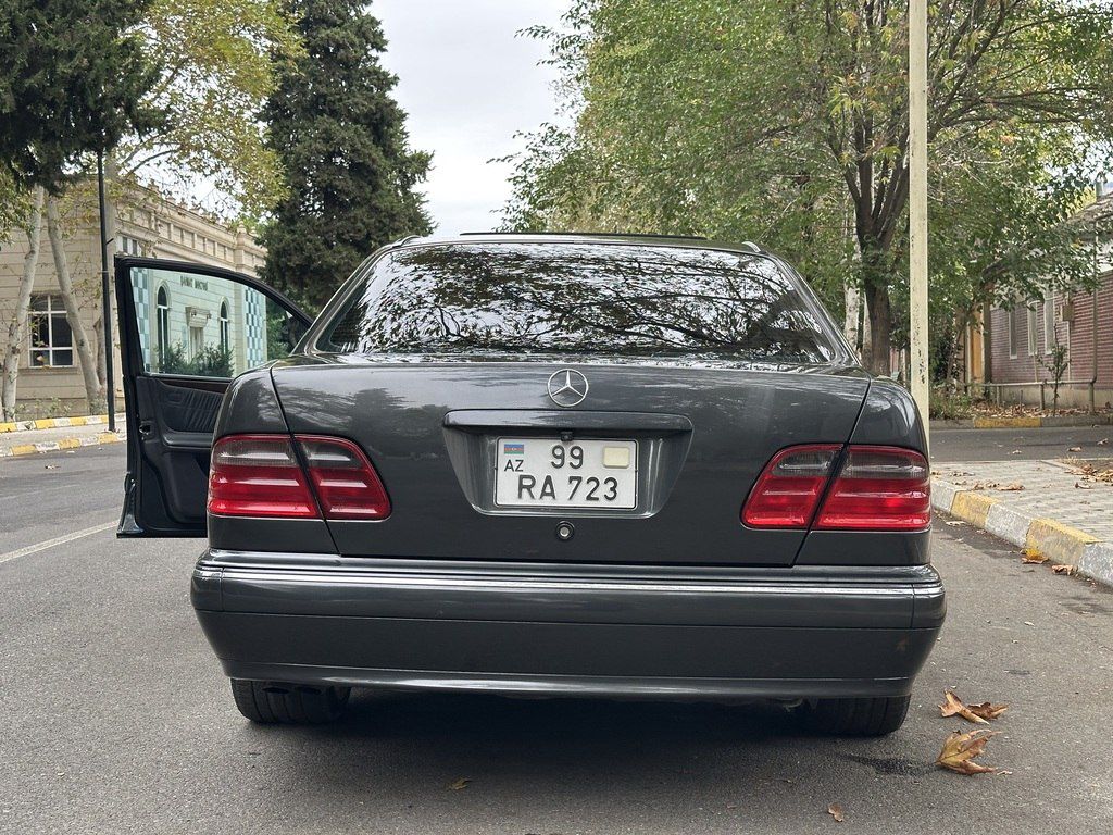 Mercedes E 320, 3.2 L, 2000 il, 400 000 km — Avtomobillər, Ağsu (8)