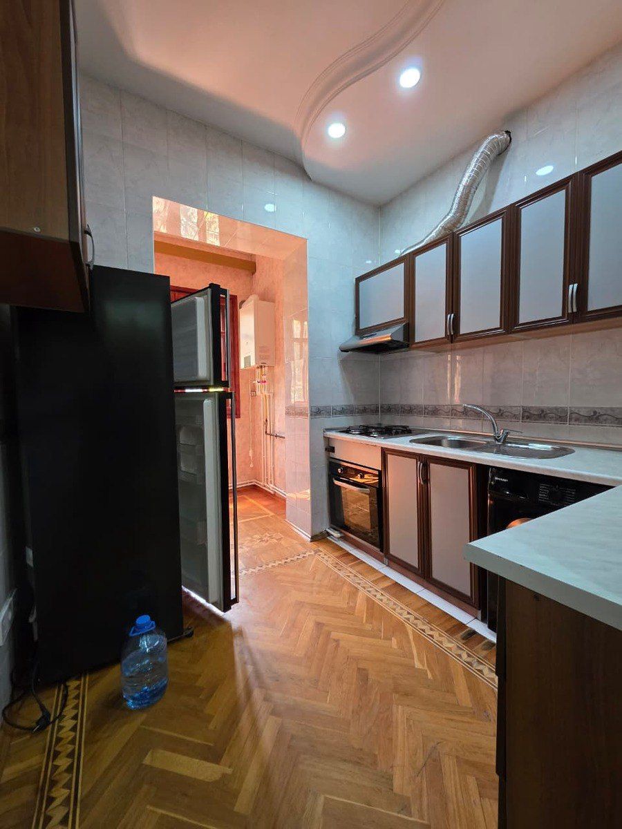 İcarəyə verilir 3 otaqlı köhnə tikili 70 m² — Mənzil, Bakı (11)
