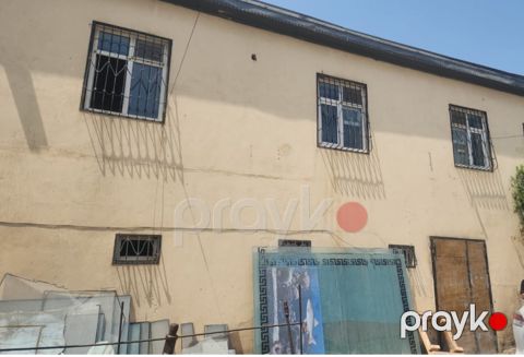 Satılır obyekt 900 m²