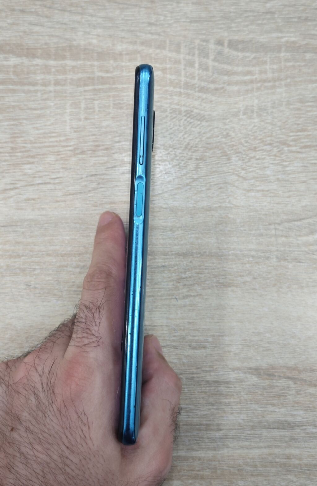 Salam telefon az istifade olun barmaq izi iwlemir adaptri var artiqdi — Elektronika, Xırdalan (2)