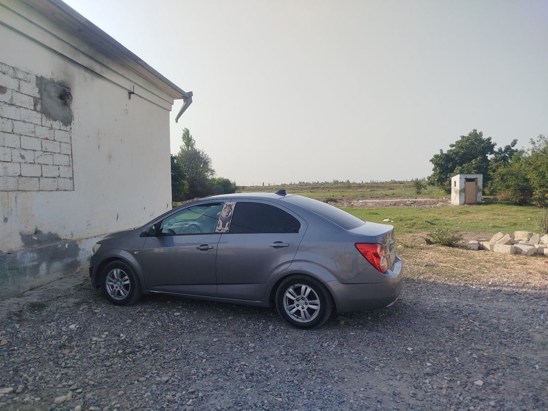 Chevrolet təkərləri R15 — Ehtiyat hissələri və aksesuarlar, Bakı (3)