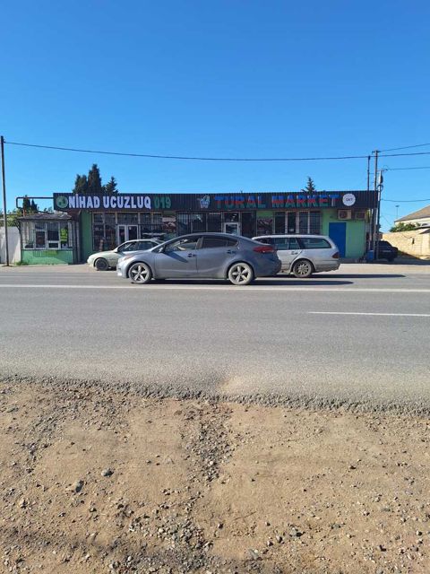 Satılır obyekt 600 m² — Bakı