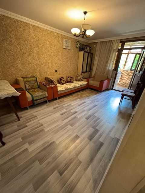 Satılır 2 otaqlı köhnə tikili 35 m² — Bakı