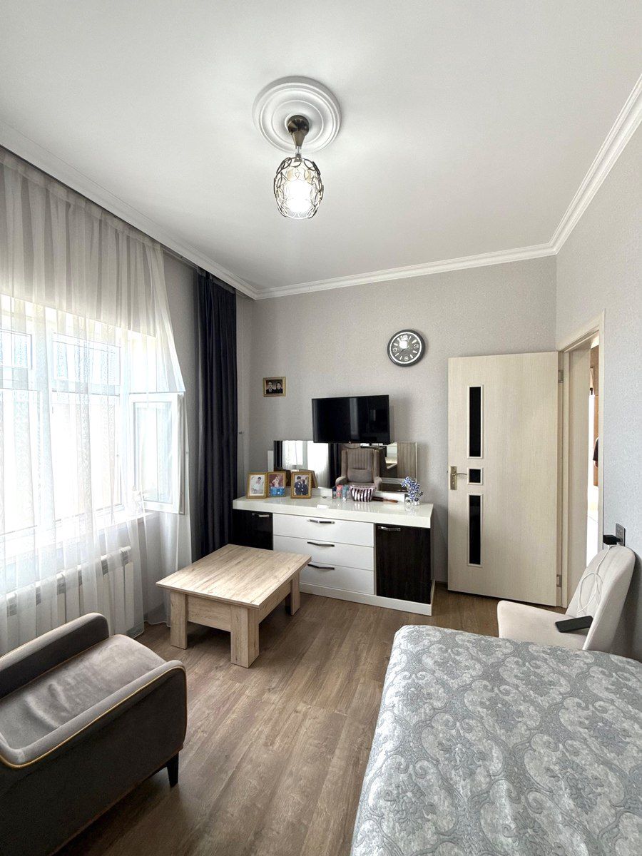 Satılır 8 otaqlı həyət evi/bağ evi 170 m² — Ev, villa, Bakı (7)