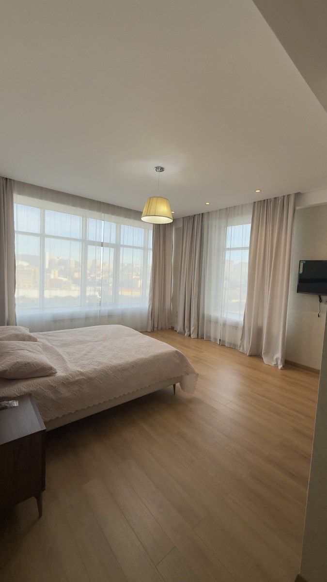 İcarəyə verilir 4 otaqlı yeni tikili 201.2 m² — Mənzil, Bakı (7)